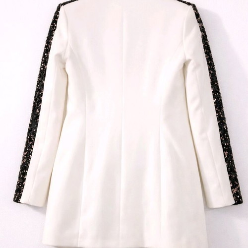 Ivory blazer On Line like new with double black-silver sequins on sleeves
