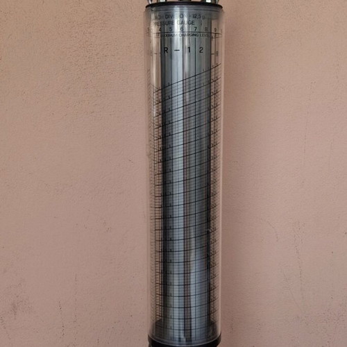 WIGAM Refrigerant Charging Cylinder used with Measurement Scale