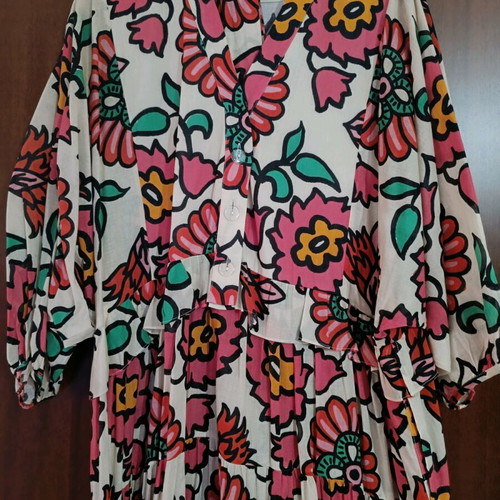 Karavan dress multicolored like new, one size with 3/4 sleeves and belt