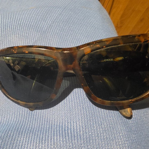 Vintage Onyx WO 798 tortoise sunglasses