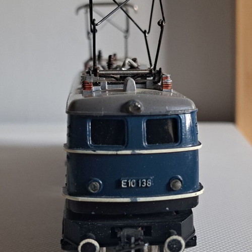 Vintage Trix Express 2243 DB E10 138 electric locomotive used in original box