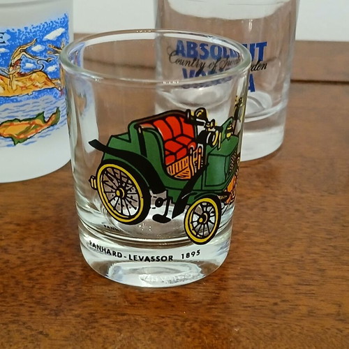Vintage 1950s shot glass with Panhard-Levassor 1895 design like new