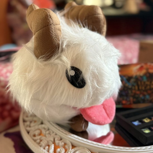League of Legends Poro plush and Spell keycaps collector set like new