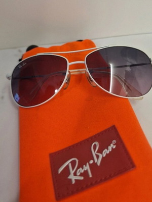 Ray-Ban kids aviator sunglasses with white frame and pink lenses
