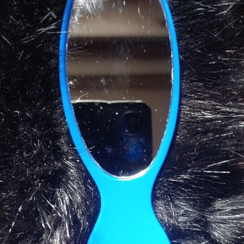 Hand mirror like new