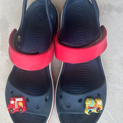 Crocs sandals used, sizes 32 33, blue