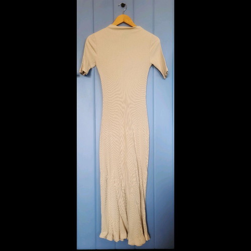 strapless open back dress Zara Collared Long-sleeved Knit Dress main image 0