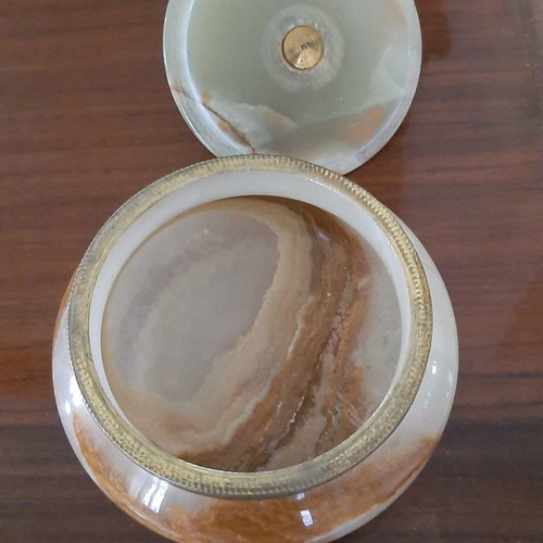 Decorative item used, green onyx with gold legs and handle