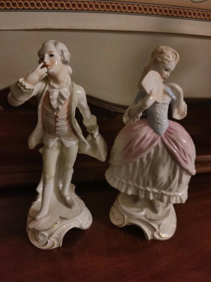 Colonial Man and Colonial Lady figures new, Gerhard Bochmann