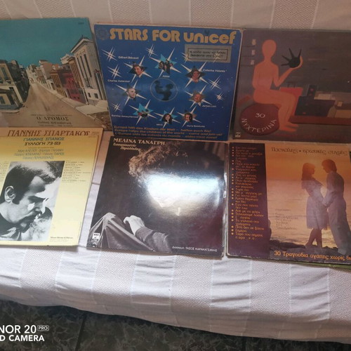 Vinyl records used, pack of 10, 7 Greek and 3 foreign