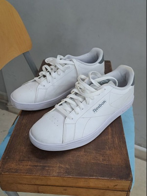Reebok casual παπούτσια νούμερο 42.5 σαν καινούργιο, άσπρα
