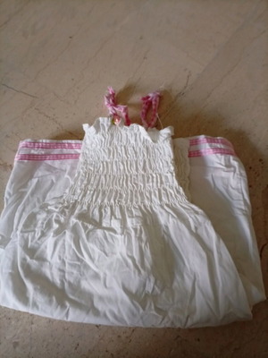 Cool dress for 3-year-old girl like new, white