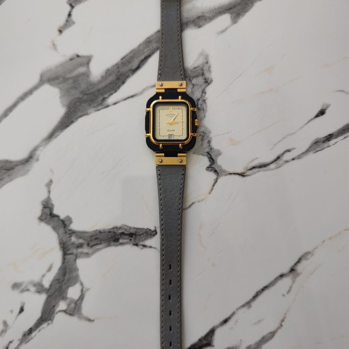 Rotary Swiss Quartz Vintage Women's Watch NOS from 1980s