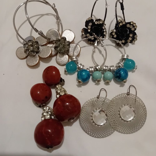 Dangling earrings used, pack of 5 pairs