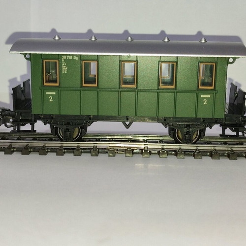 Marklin 4039 passenger wagons set of 4 new