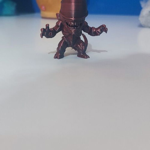 Alien 3D-printed figure like new, 6 x 6 cm
