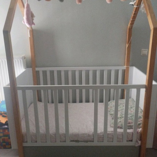 Bellamy Pinette Baby Cot 70x140 like new with Greco Strom Erato mattress