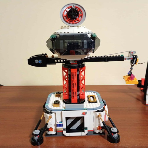 Lego City Space Base and Rocket Launchpad like new