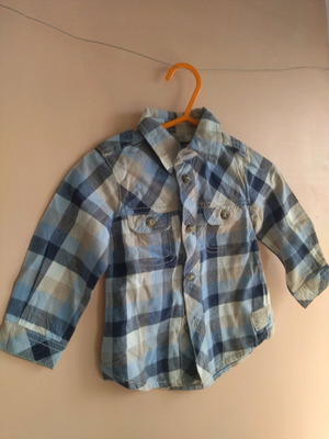 Boy shirt 6 months like new
