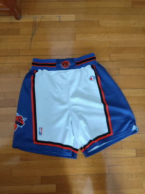 New York Knicks NBA shorts size XL like new