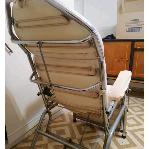Facial chair used with cover included