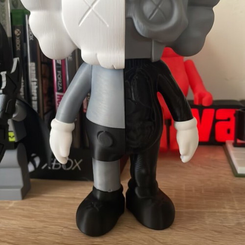 Kaws Pop figure 20cm new