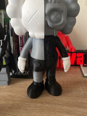 Kaws Pop figure 20cm new