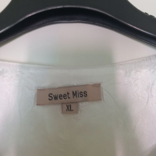 Summer dress Sweet Miss XL like new, white and blue linen