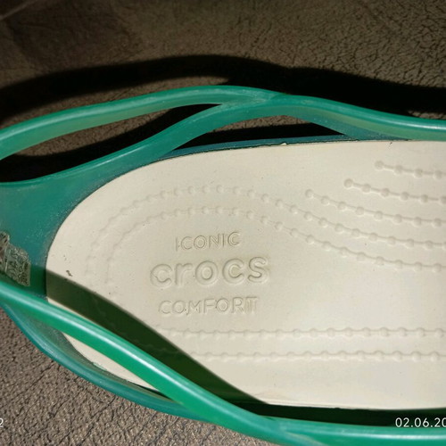 Crocs sandals like new, size 38-39
