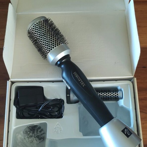 Rotating hair styling brush like new