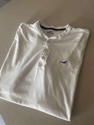 Hollister tshirt λευκό με κουμπιά, 100% cotton, μεταχειρισμένο, XXL