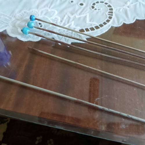 Hand knitting needles used, pack of 5, over 70 years old