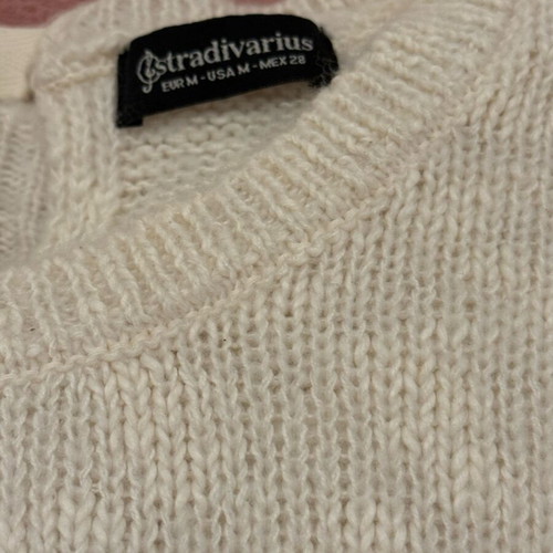Stradivarius wool sweater size M like new, black and white