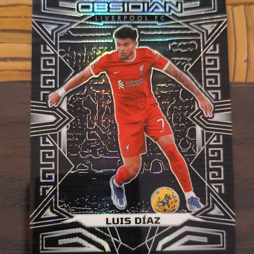 Luis Diaz Liverpool Panini 2023-24 Obsidian No. 65 new