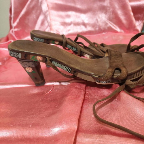Women's hand-painted suede sandals size 39, used