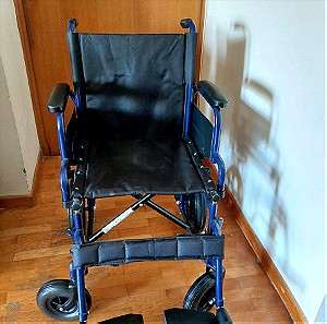 Αναπηρικό αμαξίδιο αχρησιμοποίητο!
