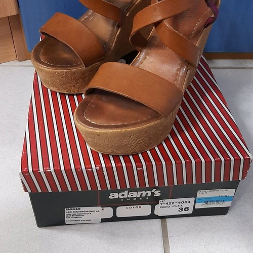 Adam's Shoes brown platform sandals used, size 36, leather
