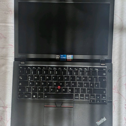 Lenovo Thinkpad X260 used, i7 6600u, 8GB DDR4, 500GB Samsung SSD, 3 OSs