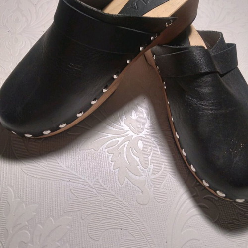 Favela clogs like new, black, size 37.5-38