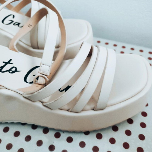 Renato Garini platforms like new, broken white with ankle strap