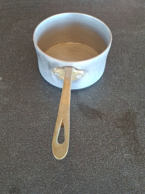 Vintage saucepan used, 1950s aluminum with brass handle, 14 cm diameter