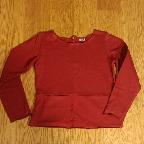 Alicena red sweatshirt like new with decorative back zipper