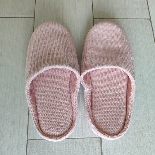 Women's canvas slippers like new, size 38/39, soft pink