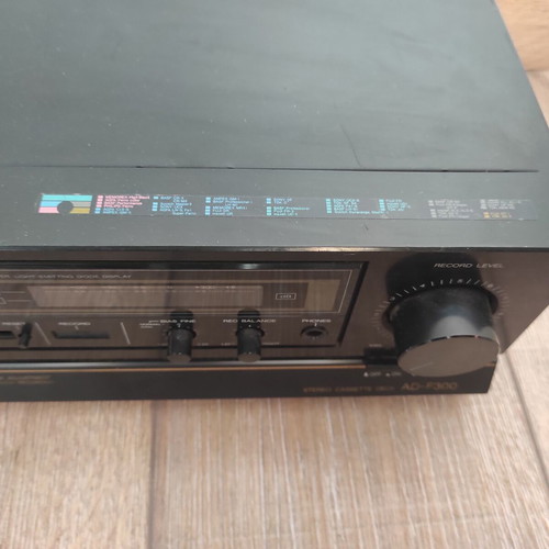 Κασετόφωνο Stereo AIWA AD-F300 μεταχειρισμένο, χρειάζεται service στους ιμάντες