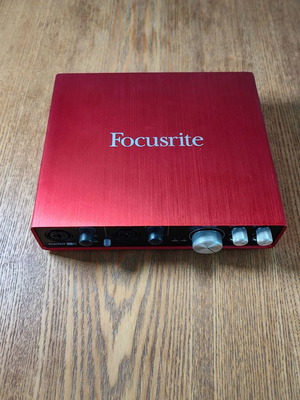 Focusrite 6i6 2ης γενιάς audio interface σαν καινούργιο