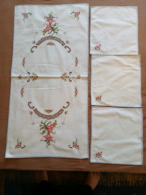 Embroidered table runner like new