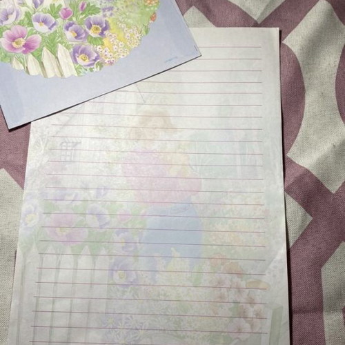 Vintage girl stationery collection like new