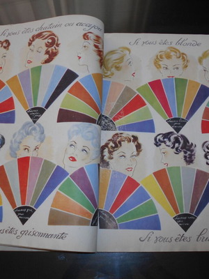 Singer Illustrated Sewing Machine Catalog used, 1952 edition, French text