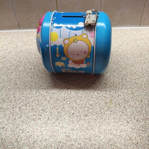 Children's piggy bank new without lock