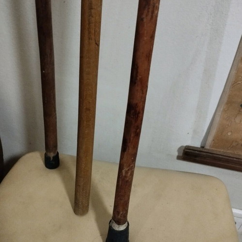 Authentic walking sticks like new, pack of 3